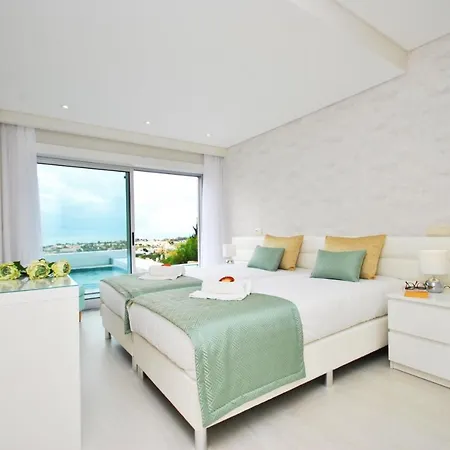 Tahiti * Albufeira
